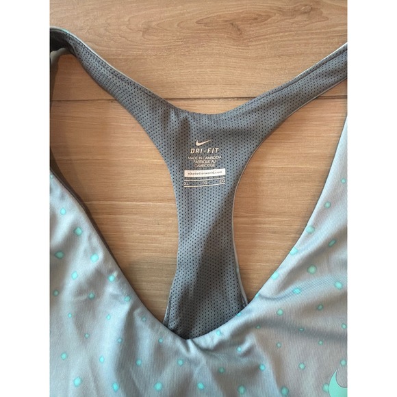 Nike Dri-FIT Womens XL Tank Top Built-in Bra Racerback Blue Polka Dot Training. - Picture 2 of 5